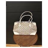 (LR)ï¿½Liz Claiborne Purseï¿½17x6x9
