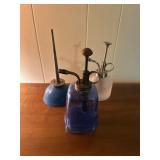 (DR)ï¿½Vtg Plant Misters & Oil Can