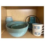 (K)ï¿½Vtg Blue Ceramic Dishware Collectionï¿½8ï¿½4.