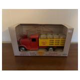 (DR)ï¿½1930ï¿½s Shell Delivery Truck.