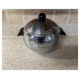 (P)ï¿½Vtg West Bend Penguinï¿½10.5x7x8.5