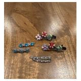 (LR)ï¿½Vtg Hair Clips and Barrettesï¿½1.75