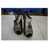 Wild Diva Bronze Peep Toe 8