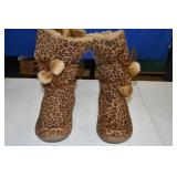 Leopard Print Fur Lined Winter Boots 8
