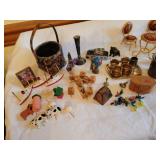 Miniatures and Decor