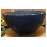 Large Vtg Cast Iron Cauldron