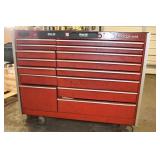 Snap On 15 Drawer Rolling Tool Box
