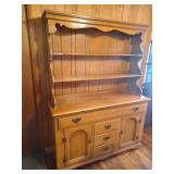Empire Maple Hutch
