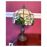 Tiffany-Style Table Lamp With Floral Shade