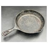 Cast Iron Skillet with Pour Spouts