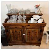 Vtg. Magnavox Stereo Cabinet ï¿½ Dry Sink