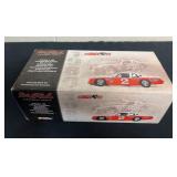 Dale Earnhardt 1:24 Coke Stock Car 8.5''x3''x2.5''