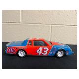 Vtg Richard Petty Diecast Car 43 8''x3''x2''