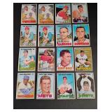 (16) 1967 Topps Baseball Cards
