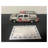 Kevin Harvick #29 2001 Suburban Model