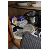 Kitchen Cookware and Accessories Set