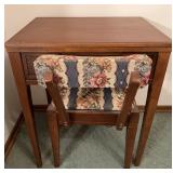 Singer sewing machine housed in a MCM