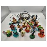 20 Skylanders Figures & Portal