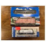HO Scale Model Railroad Cars 10''-11''