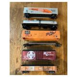 Vtg Model Train Freight Cars Set 5.5''-7''
