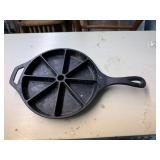 Lodge Cast Iron Wedge Pan with Handle