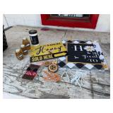 Bee and Tennessee-Themed Decorative Lot