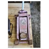Automotive Jack with Handle