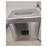 Magic Chef Ice Maker