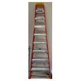 Werner 10 Ft Fiberglass Ladder