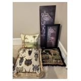 Giraffe Artworks and Pillows