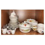 Royal Worcester Evesham Dinnerware Set