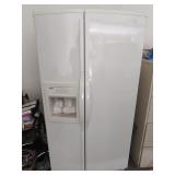 Kenmore Elite Refrigerator - Read Details