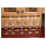 Set of 4 Wine Glasses & 5 Tasters