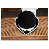 Jami Black Flet w/ Whtie Leather Ribbon Hat