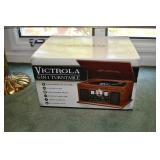 NIB Victrola 6 in 1 Turntable