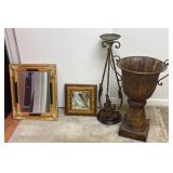 Decorative Lot with Mirrors and Vase