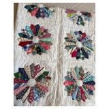 Patchwork Dresden Plate Quilt