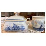 Churchill Sugar Bowl and Delft Blauw Holder