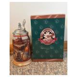 1999 Anheuser-Busch Collectors Club Membership Ste