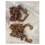Heavy Duty Rusted Metal Tow Chains