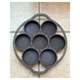 Cracker Barrel Cast Iron Biscuit Pan