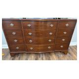 Lexington Palmer Home Collection Dresser