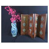 Flow Blue Style Wall Vase and Screen