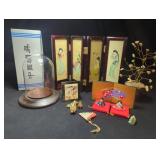 Miniatures and Vintage Accessories