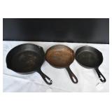 Set of 3 Cast Iron Skillets