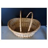 Large Oval Willow Basket w/ Handles
