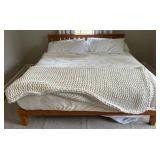 King Size Bedding Set with Afghan
