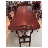 Henredon Dining Table With Chairs
