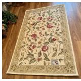 Safavieh "Chelsea" Ivory Floral Wool Area Rug