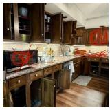 Multiple Counter & Cabinets Lot Top & Bottom Shown